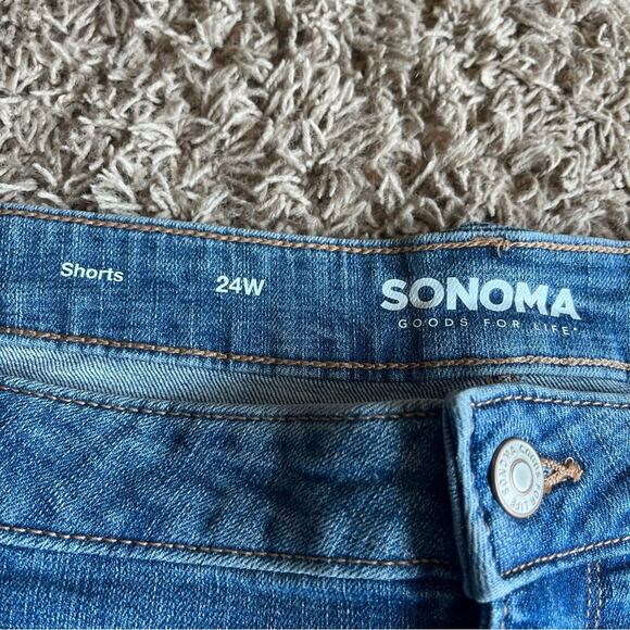 NWT! Sonoma Medium Wash Distressed High Rise Shorts Size 24W - Picture 8 of 8
